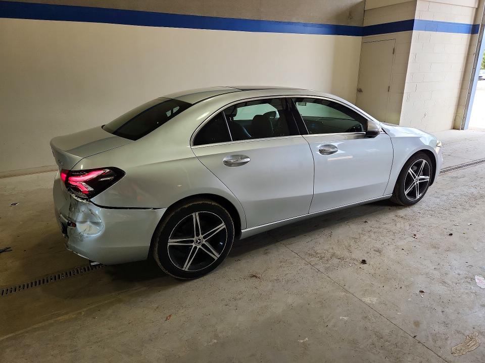 Продажа на аукционе авто 2020 Mercedes-benz A, vin: W1K3G4FB1LJ200012, номер лота: 58560406