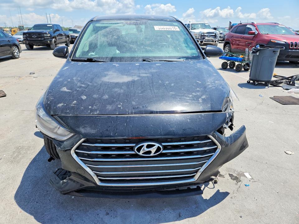 2021 Hyundai Accent მანქანა იყიდება აუქციონზე, vin: 3KPC24A65ME135165, აუქციონის ნომერი: 56890616