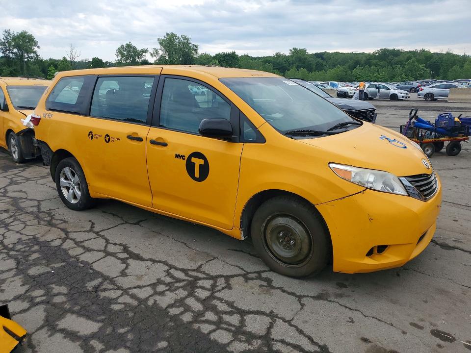 Продаж на аукціоні авто 2016 Toyota Sienna, vin: 5TDZK3DC1GS754152, номер лоту: 57139746