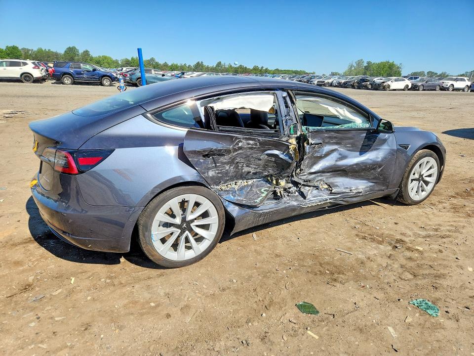 Продажа на аукционе авто 2022 Tesla Model 3, vin: 5YJ3E1EB6NF129352, номер лота: 56177486