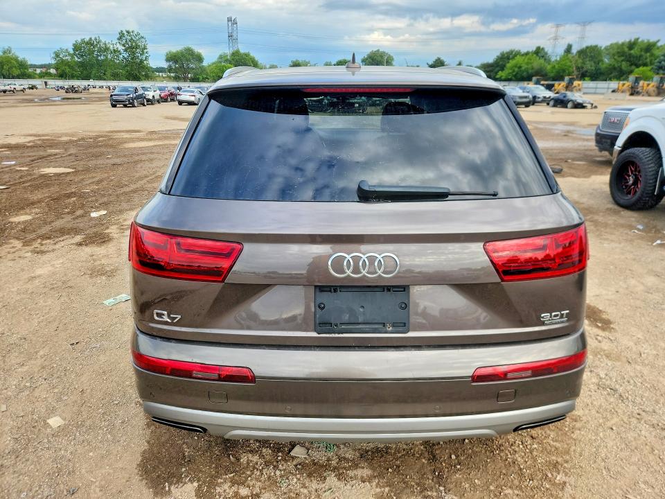 Продажа на аукционе авто 2017 Audi Q7, vin: WA1AAAF71HD008697, номер лота: 58212806