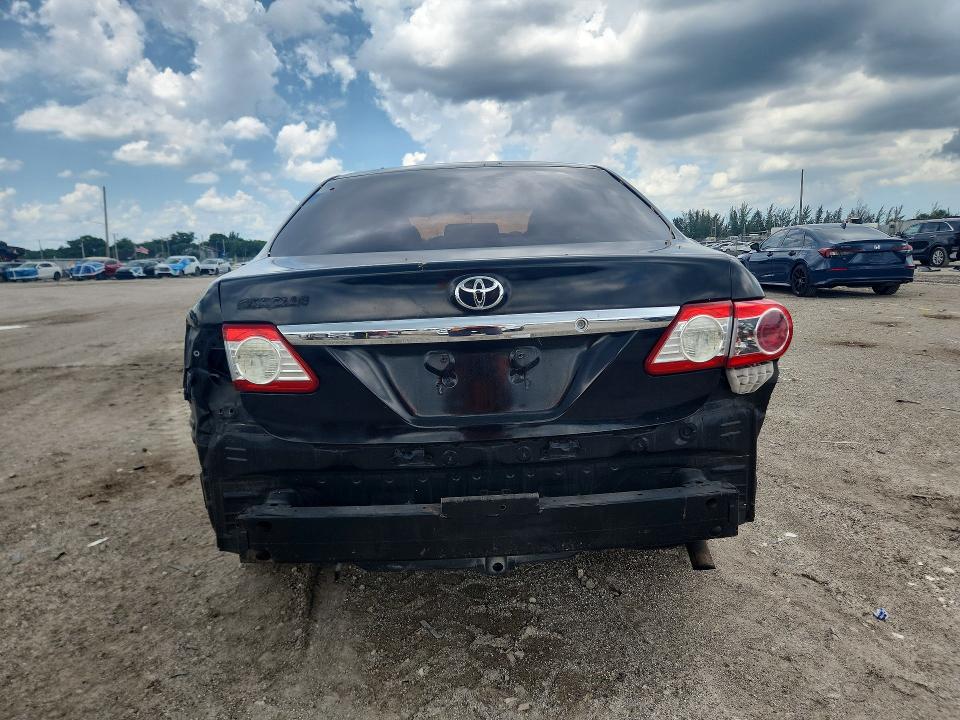 57642356 :رقم المزاد ، 2T1BU4EE7CC912949 vin ، 2012 Toyota Corolla مزاد بيع