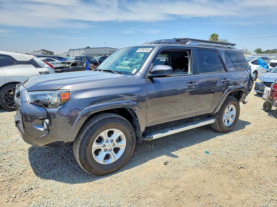 57252146 :رقم المزاد ، JTEBU5JRXJ5552919 vin ، 2018 Toyota 4runner مزاد بيع