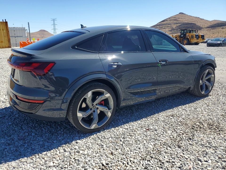 2024 Audi Sq8 E-tron მანქანა იყიდება აუქციონზე, vin: WA1DCBGE5RB051740, აუქციონის ნომერი: 58817356