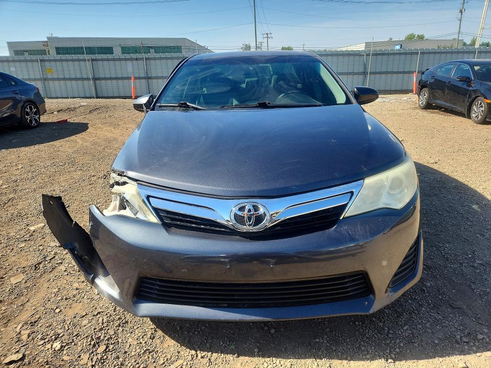 55109916 :رقم المزاد ، 4T1BF1FK2CU606561 vin ، 2012 Toyota Camry مزاد بيع