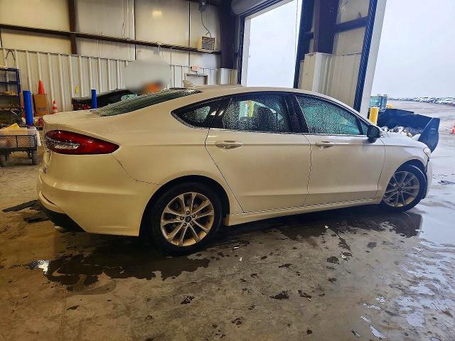 56439566 :رقم المزاد ، 3FA6P0HD3KR229407 vin ، 2019 Ford Fusion مزاد بيع