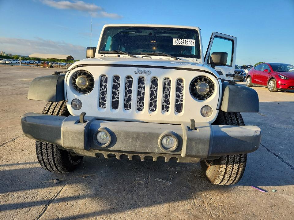 56841686 :رقم المزاد ، 1C4BJWDG4JL822364 vin ، 2018 Jeep Wrangler Unlimited مزاد بيع