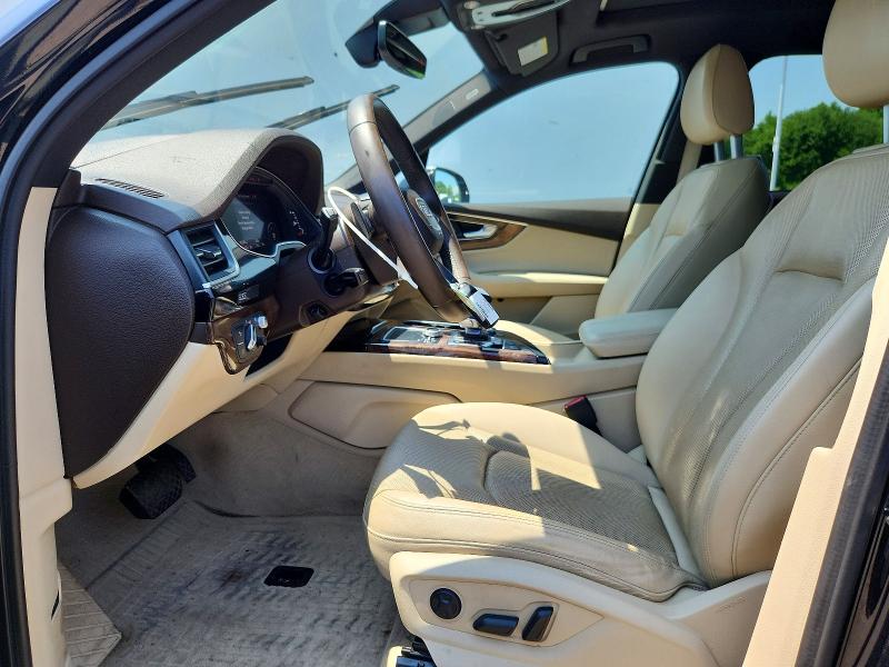 58945706 :رقم المزاد ، WA1VAAF7XHD036659 vin ، 2017 Audi Q7 مزاد بيع