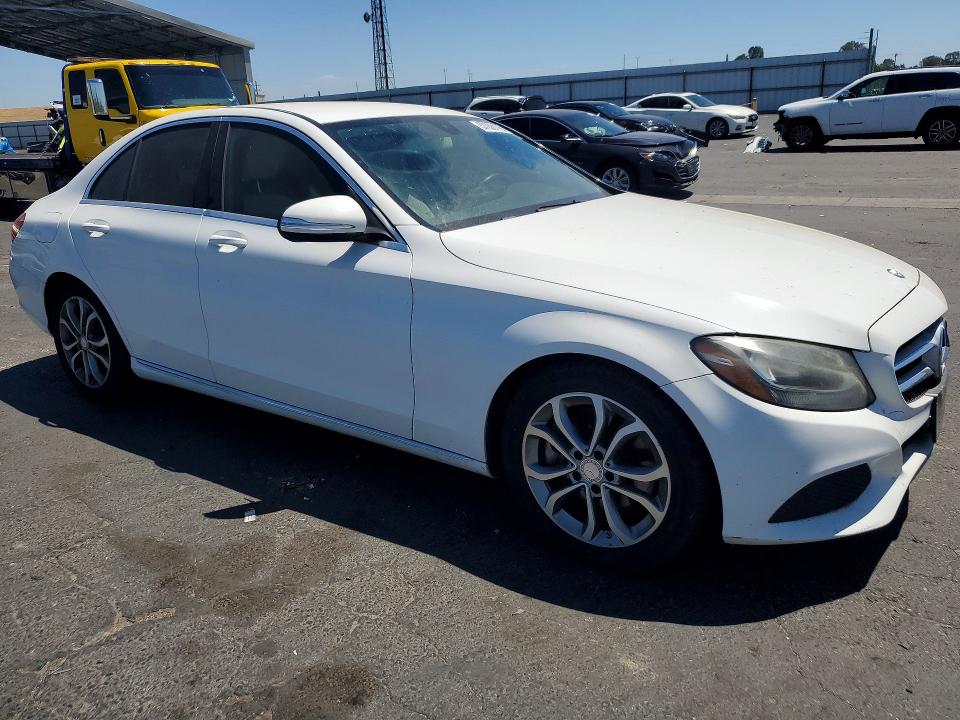 57038176 :رقم المزاد ، 55SWF4JB4FU085529 vin ، 2015 Mercedes-benz C مزاد بيع