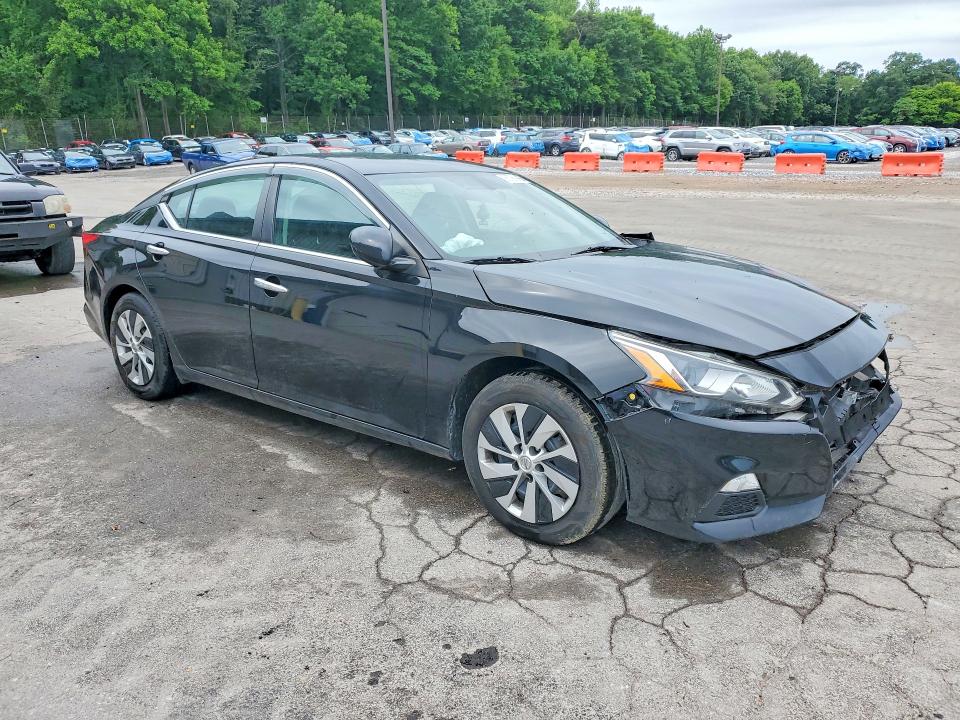 56766966 :رقم المزاد ، 1N4BL4BVXKC244410 vin ، 2019 Nissan Altima مزاد بيع