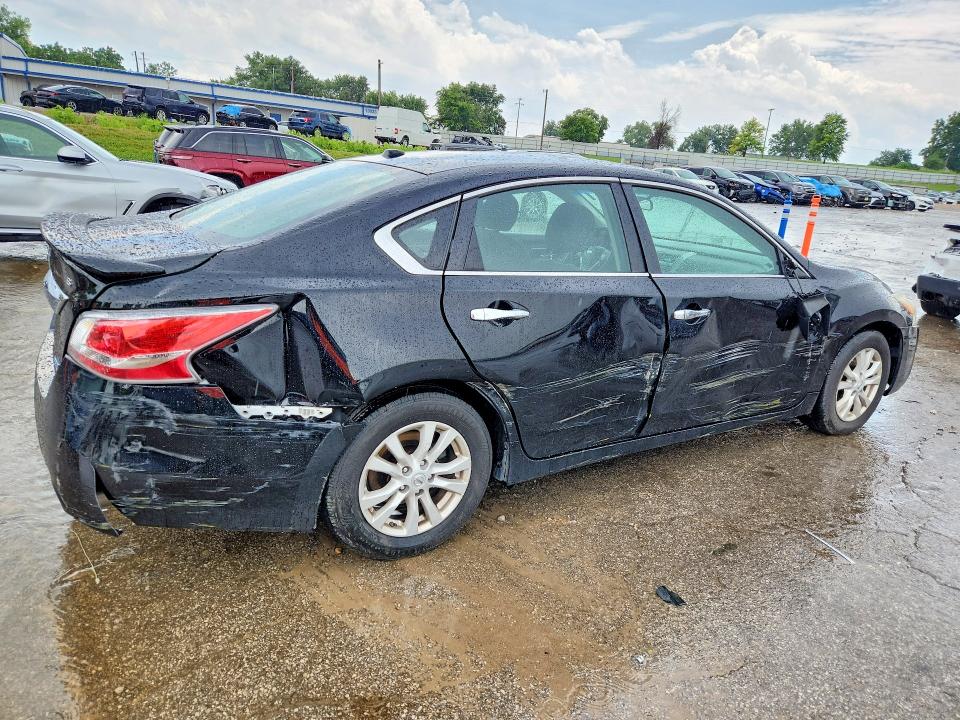 2014 Nissan Altima მანქანა იყიდება აუქციონზე, vin: 1N4AL3AP2EC262428, აუქციონის ნომერი: 58756196