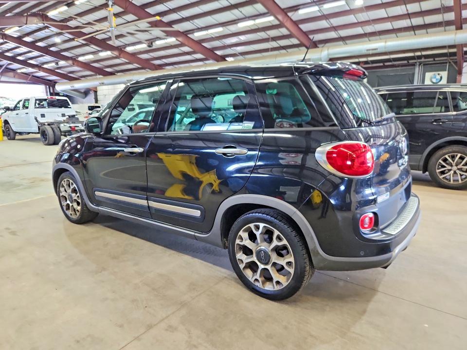 59058466 :رقم المزاد ، ZFBCFADH3EZ010772 vin ، 2014 Fiat 500l مزاد بيع
