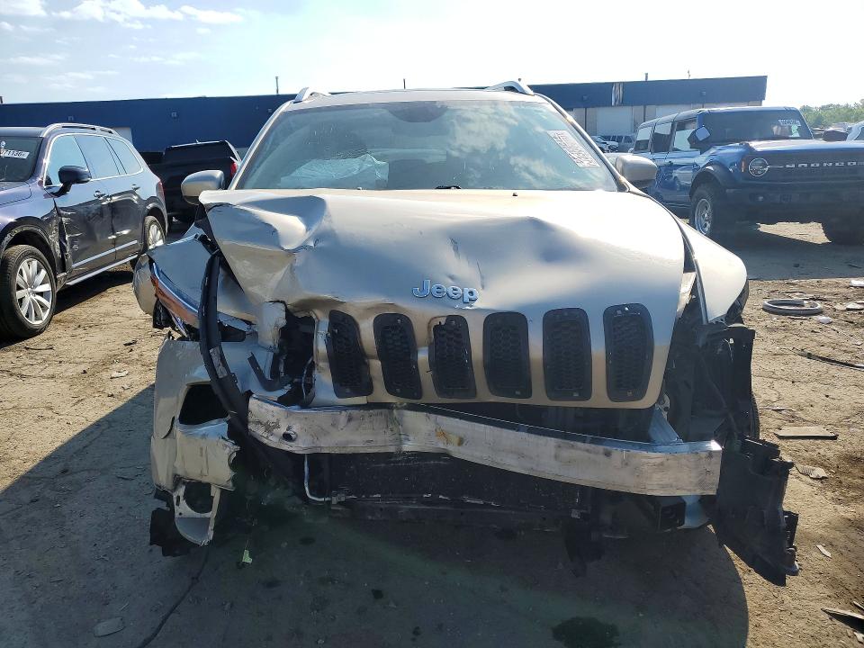 2015 Jeep Cherokee მანქანა იყიდება აუქციონზე, vin: 1C4PJMCS5FW501245, აუქციონის ნომერი: 55988516