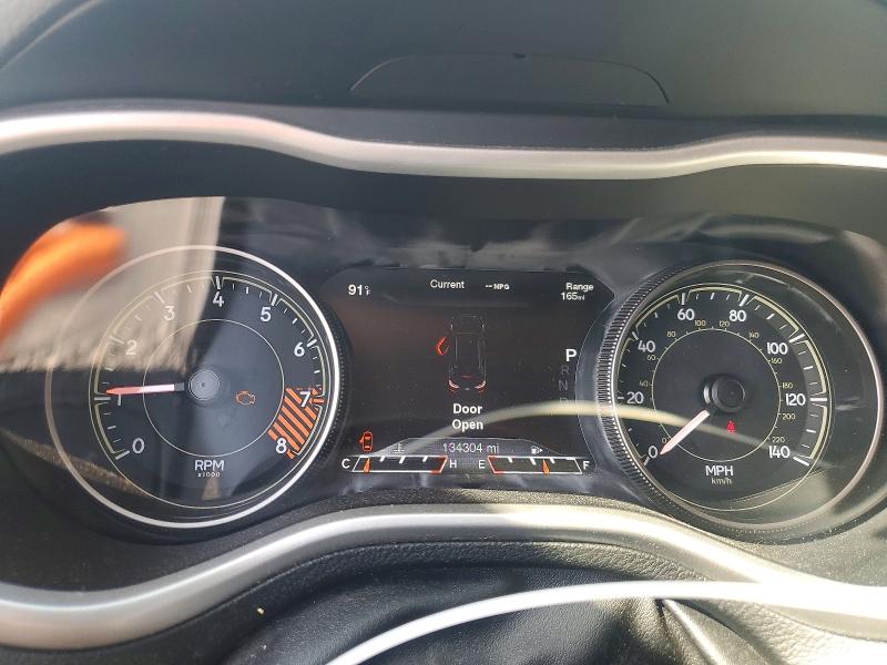 55733816 :رقم المزاد ، 1C4PJMBS2EW184167 vin ، 2014 Jeep Cherokee مزاد بيع