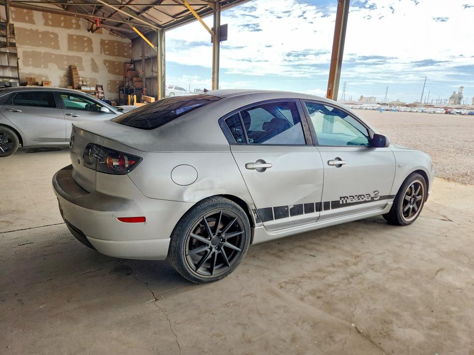 58755356 :رقم المزاد ، JM1BK123051251814 vin ، 2005 Mazda 3 مزاد بيع