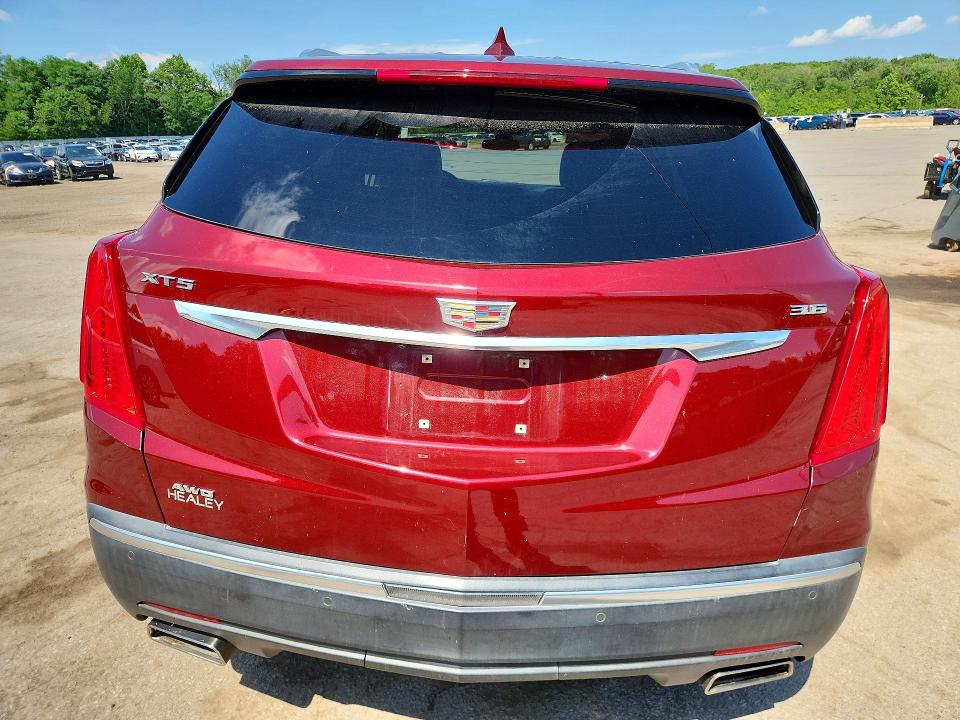57040086 :رقم المزاد ، 1GYKNDRS1JZ121343 vin ، 2018 Cadillac Xt5 مزاد بيع