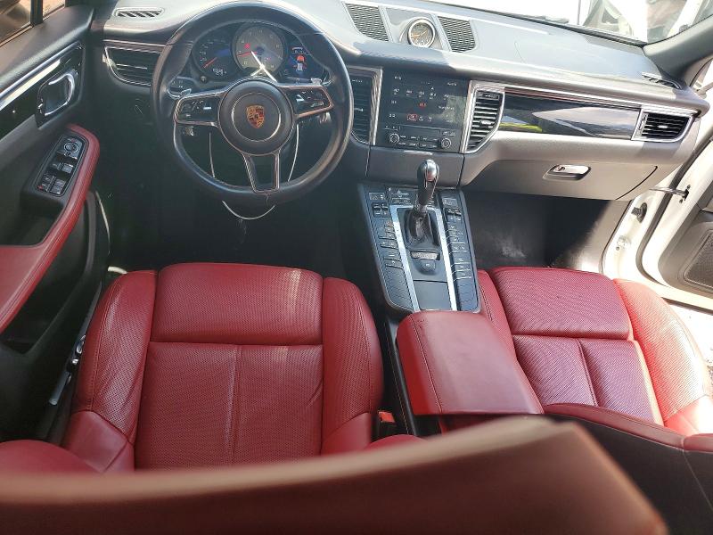 54136026 :رقم المزاد ، WP1AB2A50JLB31383 vin ، 2018 Porsche Macan مزاد بيع