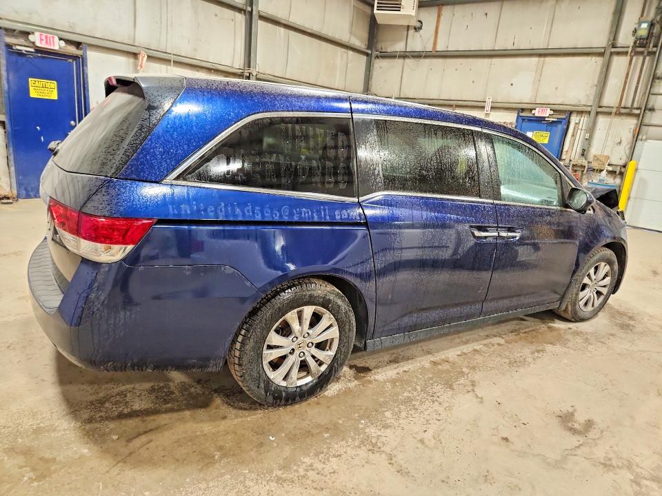 52922896 :رقم المزاد ، 5FNRL5H43FB511084 vin ، 2015 Honda Odyssey مزاد بيع