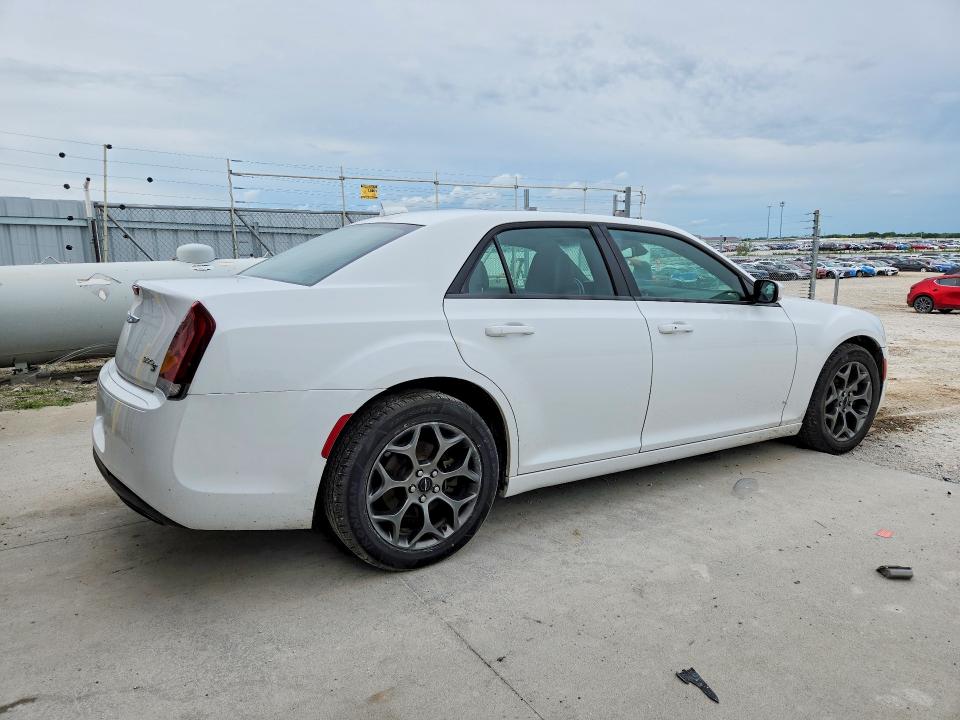 Продажа на аукционе авто 2017 Chrysler 300, vin: 2C3CCAGG0HH651217, номер лота: 58187266
