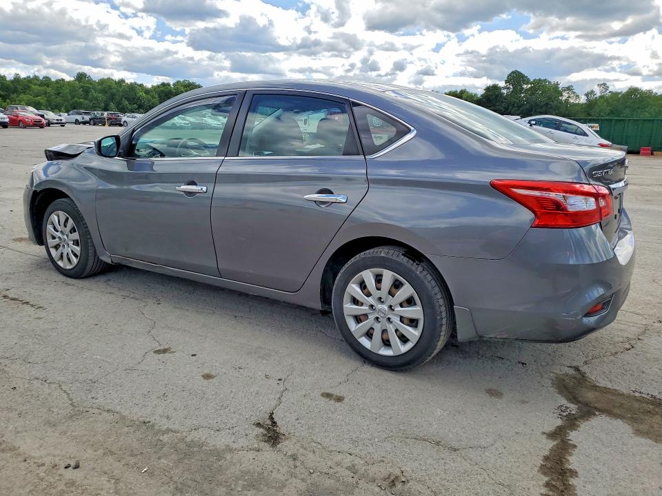 57490366 :رقم المزاد ، 3N1AB7AP5JY333601 vin ، 2018 Nissan Sentra مزاد بيع