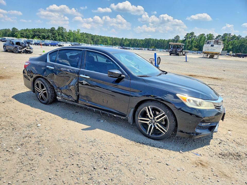 Продаж на аукціоні авто 2017 Honda Accord, vin: 1HGCR2F11HA024782, номер лоту: 56186296
