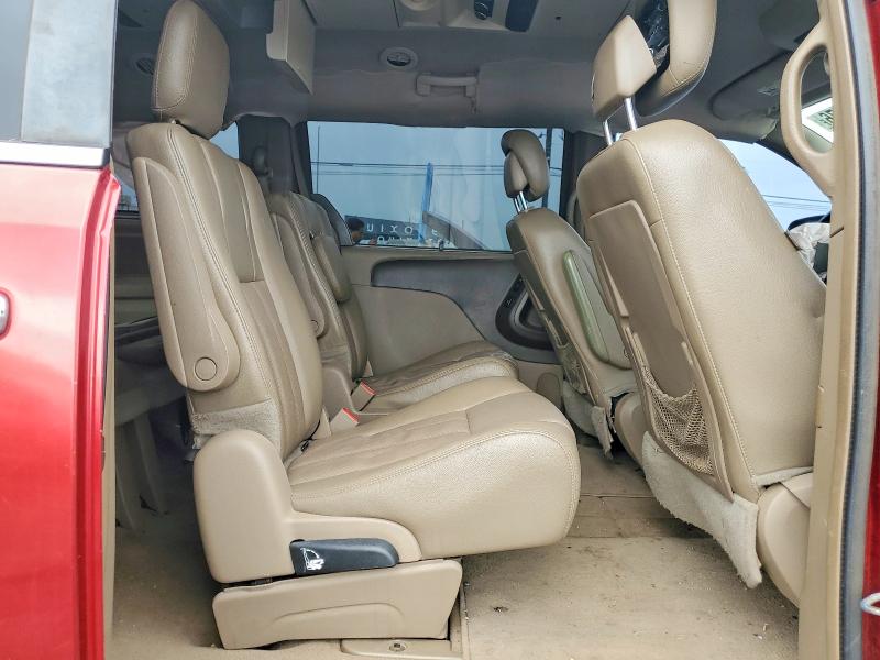 2015 Chrysler Town & Country მანქანა იყიდება აუქციონზე, vin: 2C4RC1CG7FR582674, აუქციონის ნომერი: 58332376