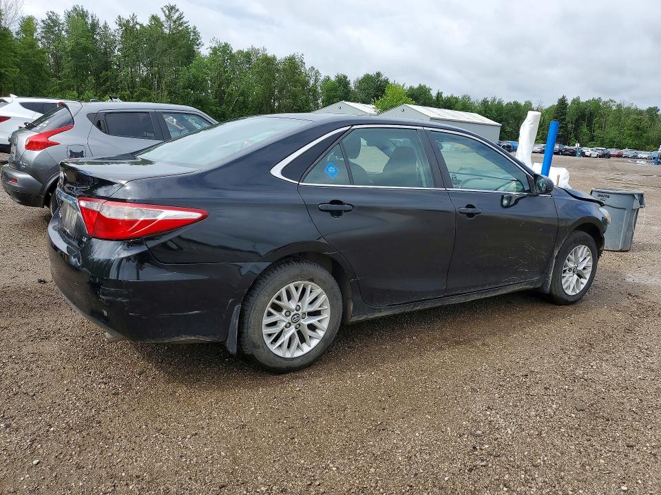 55894436 :رقم المزاد ، 4T1BF1FK0HU344496 vin ، 2017 Toyota Camry مزاد بيع
