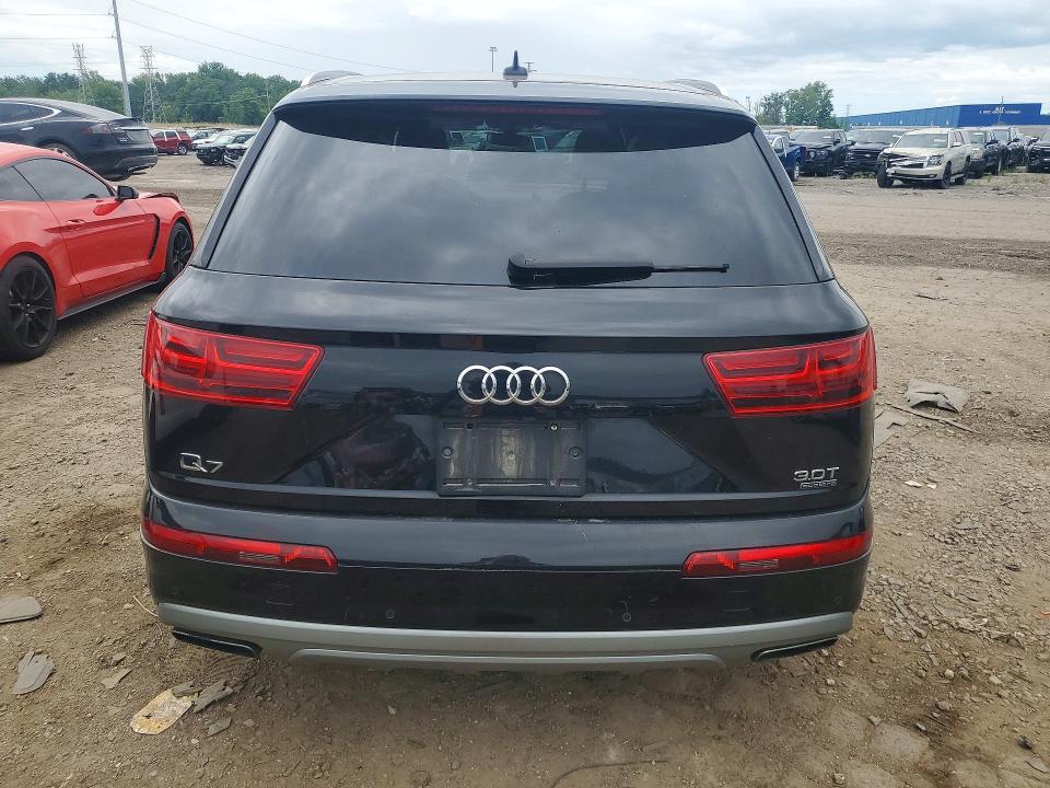 2017 Audi Q7 მანქანა იყიდება აუქციონზე, vin: WA1AAAF75HD004703, აუქციონის ნომერი: 57225766