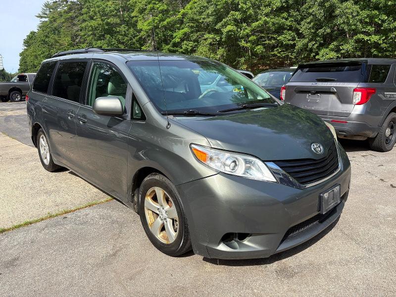 Auction sale of the 2012 Toyota Sienna, vin: 5TDKK3DC8CS240357, lot number: 58598036