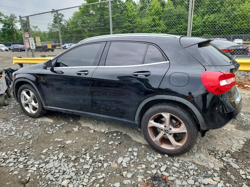 2018 Mercedes-benz Gla მანქანა იყიდება აუქციონზე, vin: WDCTG4EB2JJ458476, აუქციონის ნომერი: 56676676