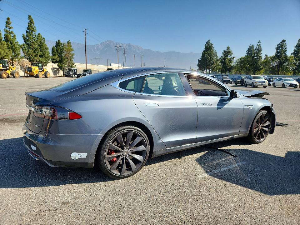 Aukcja sprzedaży 2014 Tesla Model S, vin: 5YJSA1H16EFP36362, numer aukcji: 55646576