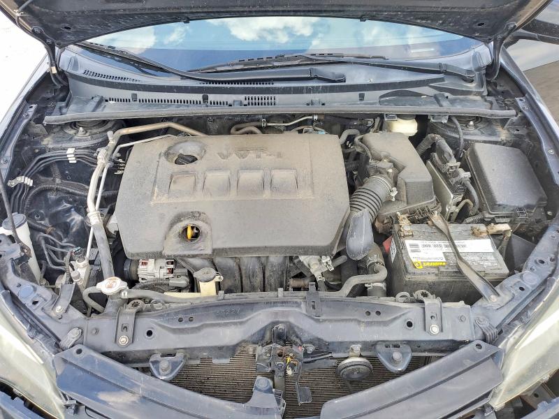 58032326 :رقم المزاد ، 5YFBURHE4JP810594 vin ، 2018 Toyota Corolla مزاد بيع