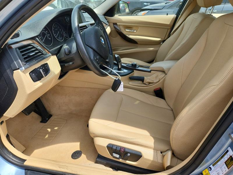 2014 Bmw 320 მანქანა იყიდება აუქციონზე, vin: WBA3C3C54EF985904, აუქციონის ნომერი: 56408536