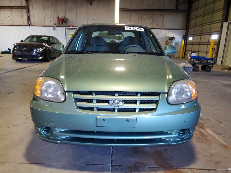 54720496 :رقم المزاد ، KMHCG45C45U583493 vin ، 2005 Hyundai Accent مزاد بيع