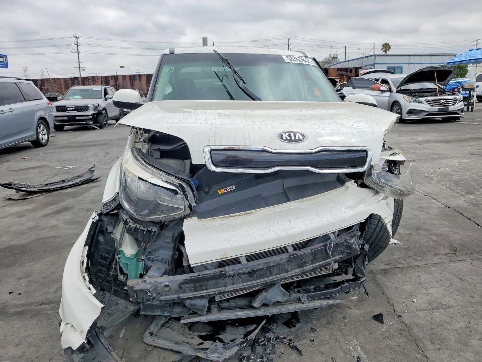 Продаж на аукціоні авто 2016 Kia Soul, vin: KNDJP3A58G7323032, номер лоту: 58305646