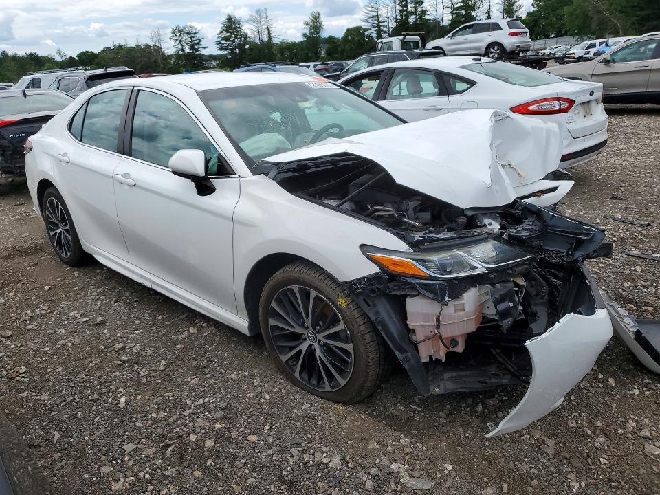 Auction sale of the 2018 Toyota Camry, vin: 4T1B11HKXJU134974, lot number: 60290906