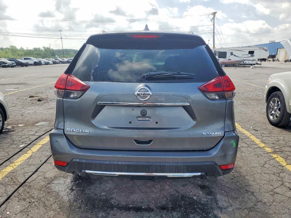 59140266 :رقم المزاد ، 5N1AT2MV1JC791535 vin ، 2018 Nissan Rogue مزاد بيع