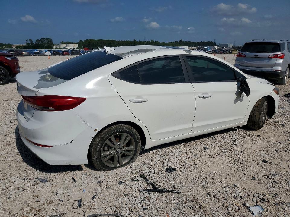 58891006 :رقم المزاد ، 5NPD84LF2JH273723 vin ، 2018 Hyundai Elantra مزاد بيع