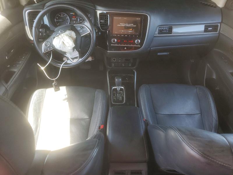 59000106 :رقم المزاد ، JA4AZ3A39LZ041175 vin ، 2020 Mitsubishi Outlander مزاد بيع