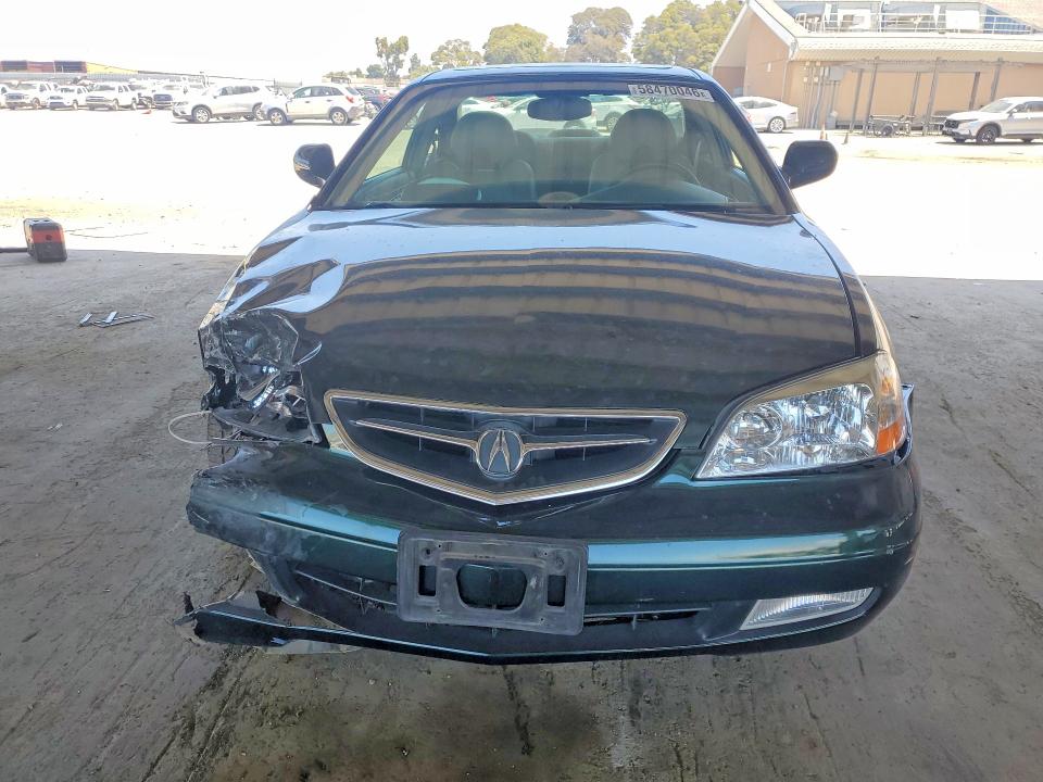 58470046 :رقم المزاد ، 19UYA42471A022212 vin ، 2001 Acura 3.2cl مزاد بيع