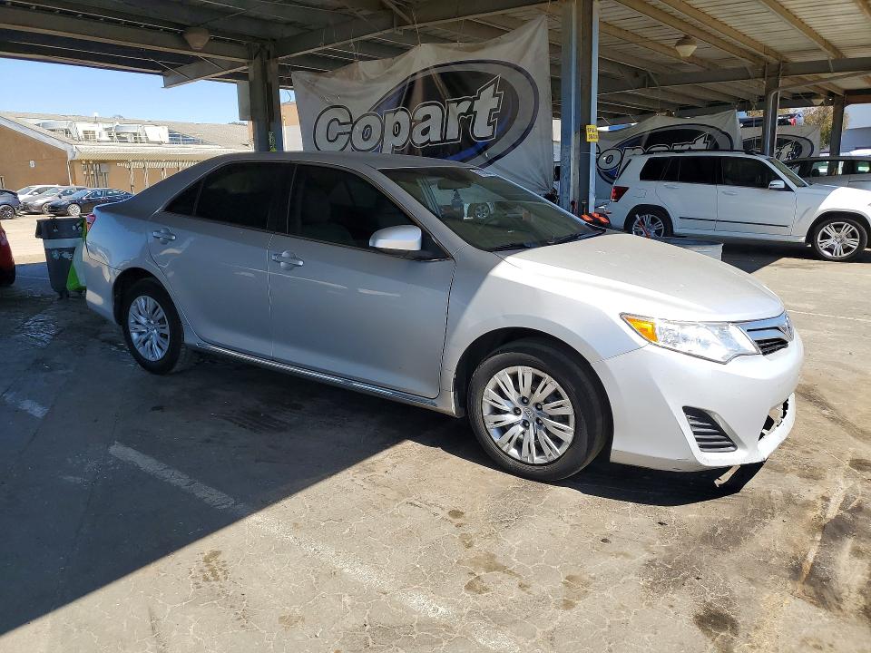57078086 :رقم المزاد ، 4T4BF1FK4CR193614 vin ، 2012 Toyota Camry مزاد بيع