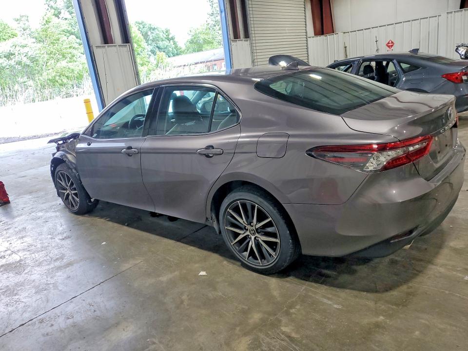 Auction sale of the 2022 Toyota Camry, vin: 4T1F31AK7NU573724, lot number: 57606176