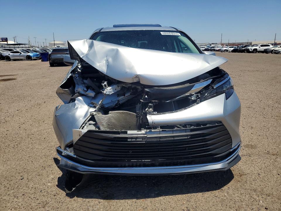 Продажа на аукционе авто 2024 Toyota Sienna, vin: 5TDYRKEC7RS182653, номер лота: 55550366