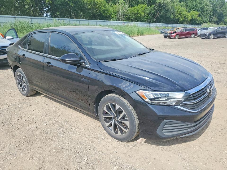 59198906 :رقم المزاد ، 3VWCM7BU6NM015887 vin ، 2022 Volkswagen Jetta مزاد بيع