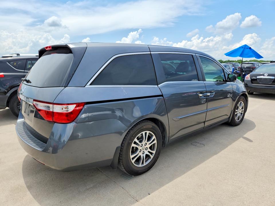 55809596 :رقم المزاد ، 5FNRL5H69DB003961 vin ، 2013 Honda Odyssey مزاد بيع