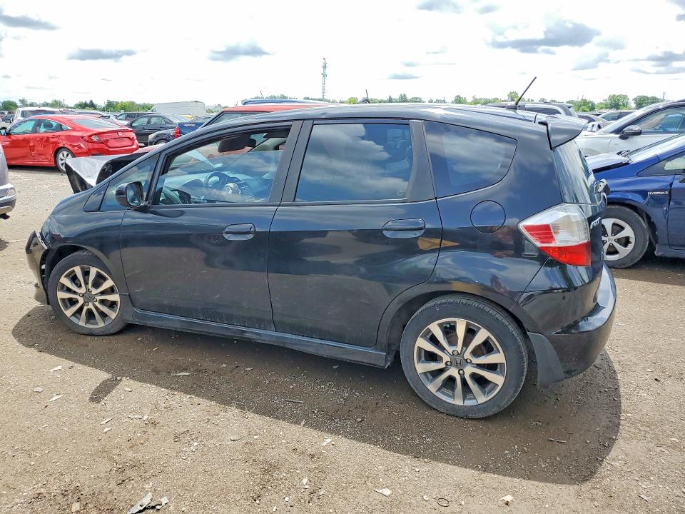 2014 Honda Fit მანქანა იყიდება აუქციონზე, vin: LUCGE8H77E3002099, აუქციონის ნომერი: 57405526