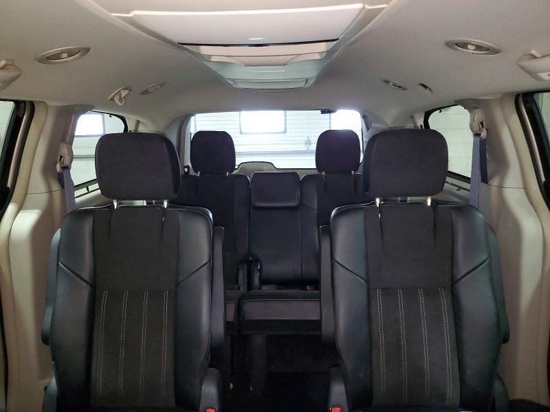 2015 Chrysler Town & Country მანქანა იყიდება აუქციონზე, vin: 2C4RC1JG0FR699886, აუქციონის ნომერი: 58997486