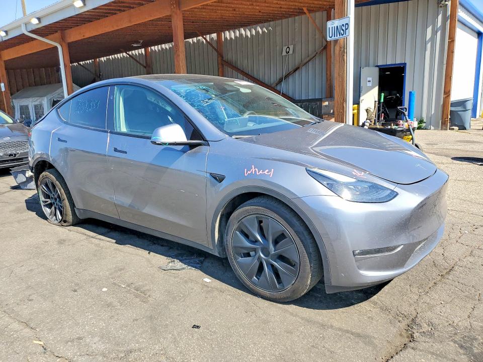 2024 Tesla Model Y მანქანა იყიდება აუქციონზე, vin: 7SAYGDEE7RF213510, აუქციონის ნომერი: 58571446