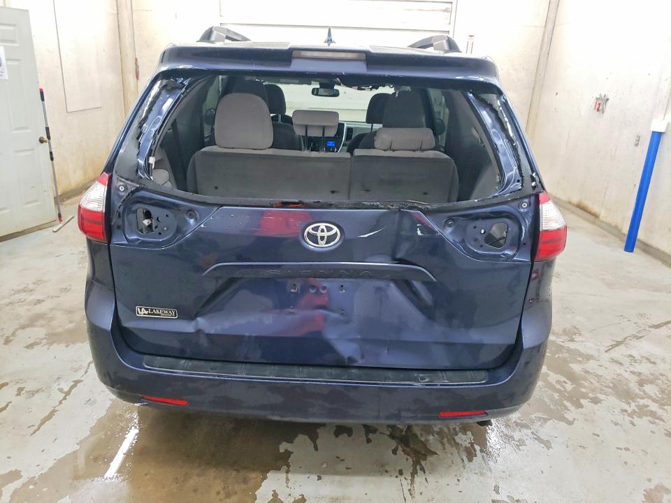 Продаж на аукціоні авто 2018 Toyota Sienna, vin: 5TDKZ3DC6JS960068, номер лоту: 56405896