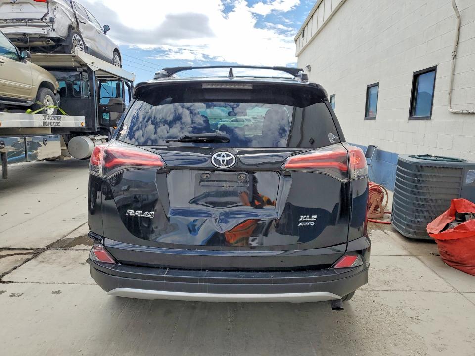 55527296 :رقم المزاد ، 2T3RFREV6GW435965 vin ، 2016 Toyota Rav4 مزاد بيع